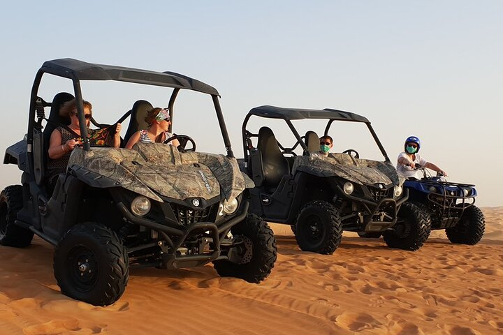 Experience the thrill of self-driving a 1000cc Polaris buggy through stunning desert landscapes followed by exciting dune bashing and a delightful buffet dinner under the stars.